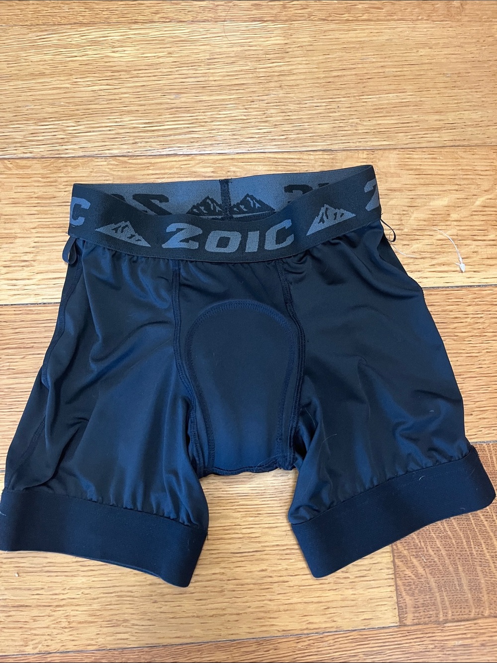 ZOIC Black Padded Cycling Liner Shorts 9/10 medium youth